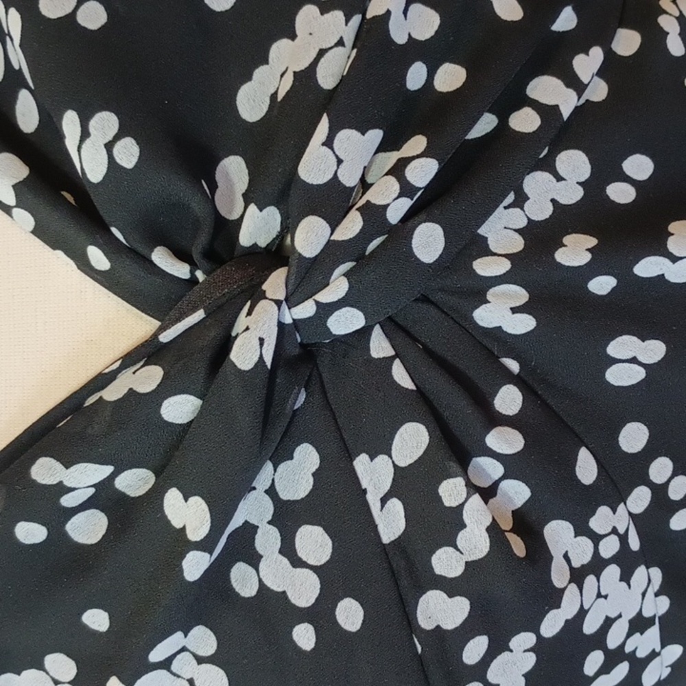 R&K Originals Petite Black White Polkadot Knot Twist Neckline Feminine Dress 8P - Picture 6 of 11
